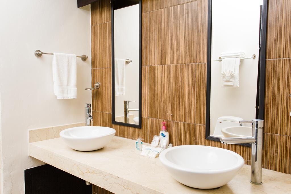 Appartement Ocean Front Corto Maltes 104 In Downtown à Playa del Carmen Extérieur photo